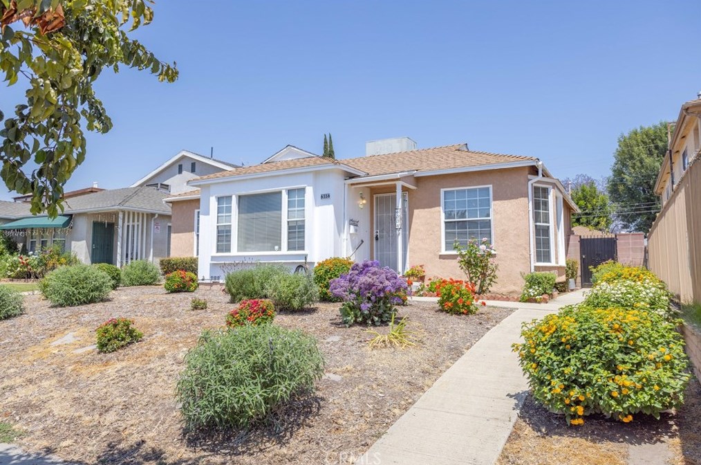 6556 Balboa Blvd, Van Nuys, CA 91406-5527