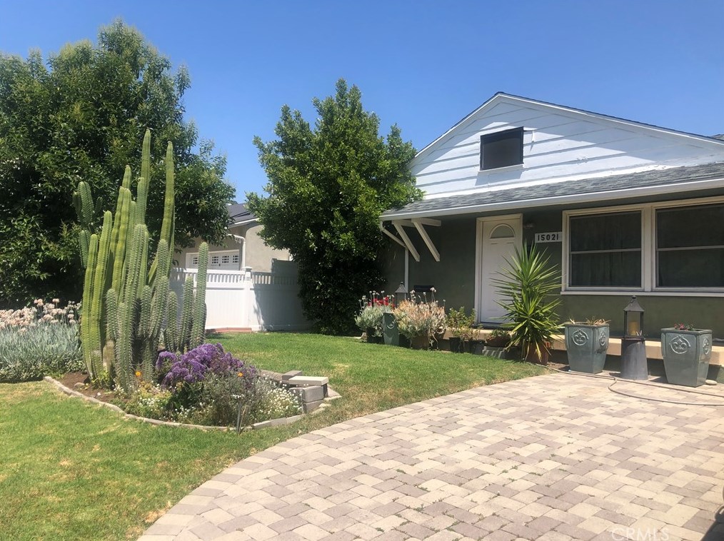 15021 Marlin Pl, Van Nuys, CA 91405-3553