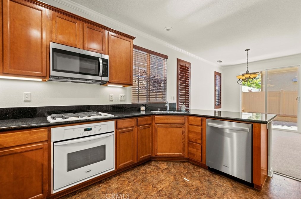 26010 Zaddison Ct, Santa Clarita CA  91350-8534 exterior