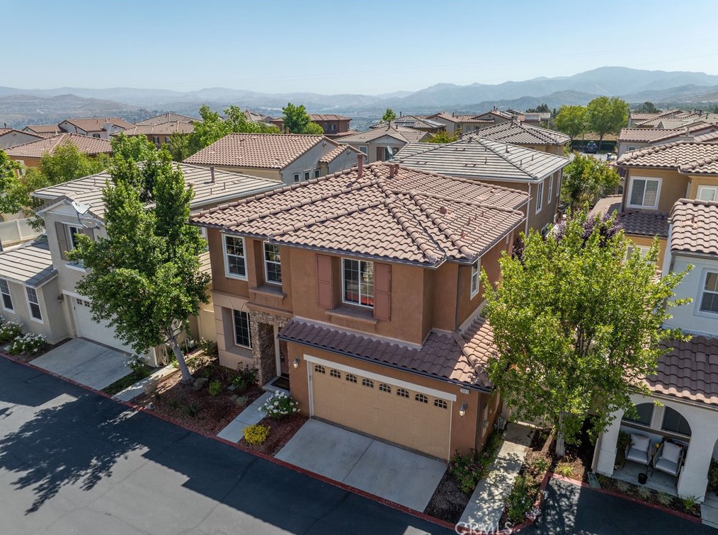 26010 Zaddison Ct, Santa Clarita CA  91350-8534 exterior