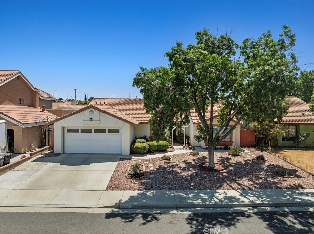 37722 Tackstem St, Palmdale, CA 93552-3879