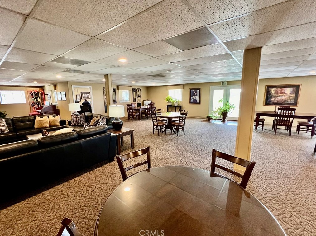 20652 Lassen St, Chatsworth CA  91311-4533 exterior