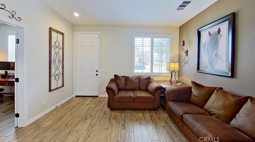 4653 W Ave J4, Lancaster, CA 93536