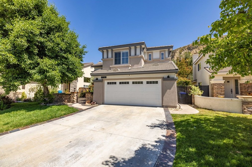 17755 Maplehurst Pl, Santa Clarita, CA 91387-6393