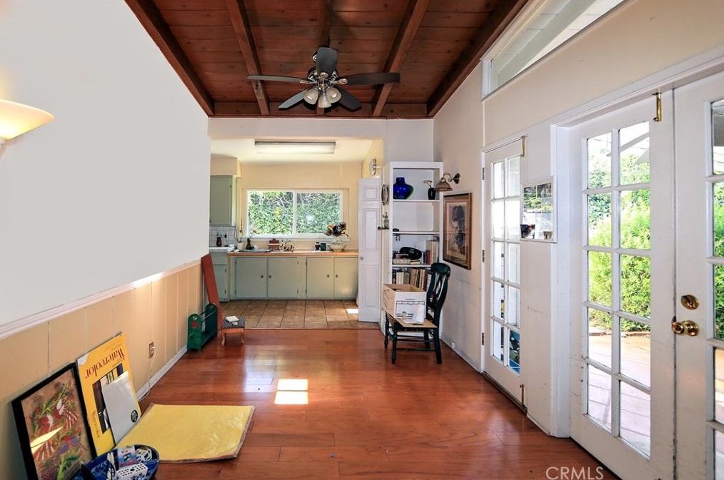 5745 Aldea Ave, Van Nuys, CA 91316