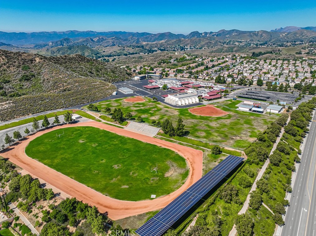 30425 Star Canyon Pl, Santa Clarita CA  91384-4714 exterior