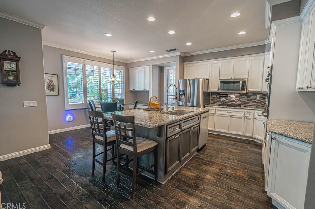 30425 Star Canyon Pl, Santa Clarita CA  91384-4714 exterior