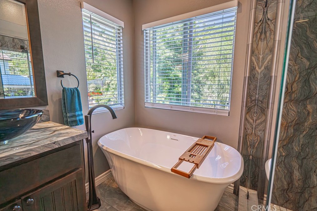 30425 Star Canyon Pl, Santa Clarita CA  91384-4714 exterior