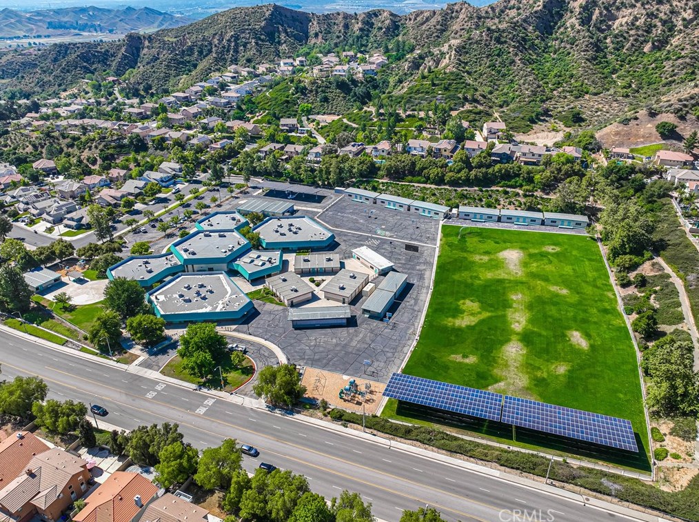 30425 Star Canyon Pl, Santa Clarita CA  91384-4714 exterior