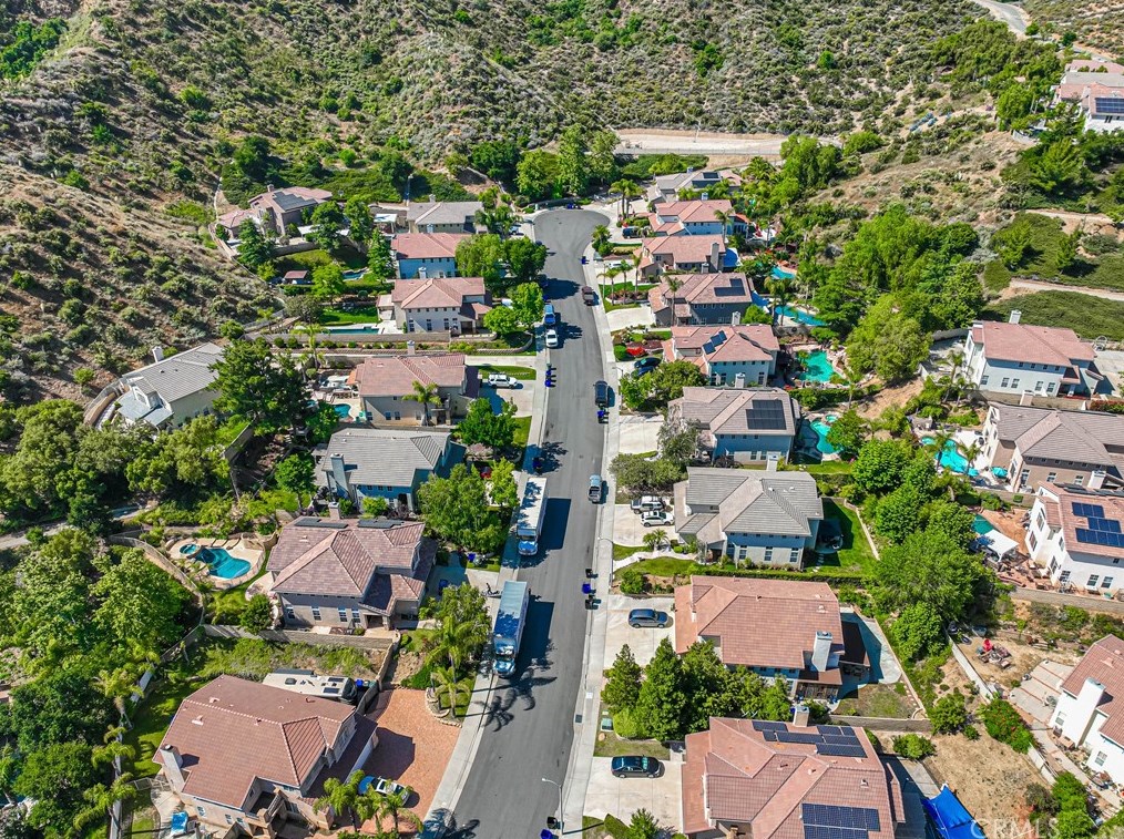 30425 Star Canyon Pl, Santa Clarita CA  91384-4714 exterior