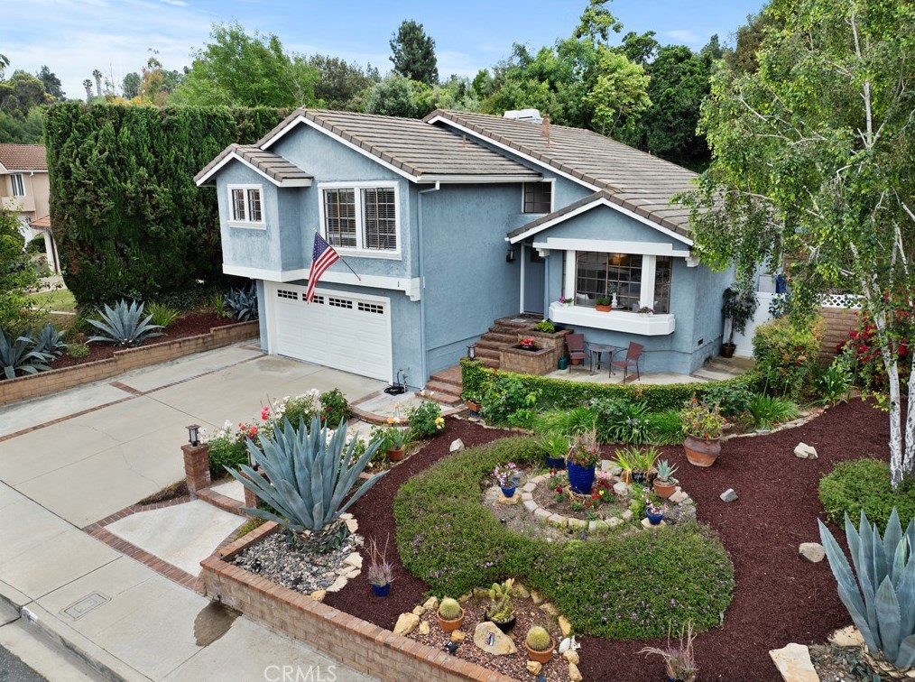 1 Rainbow Rdg Rd, Pomona CA  91766-4910 exterior