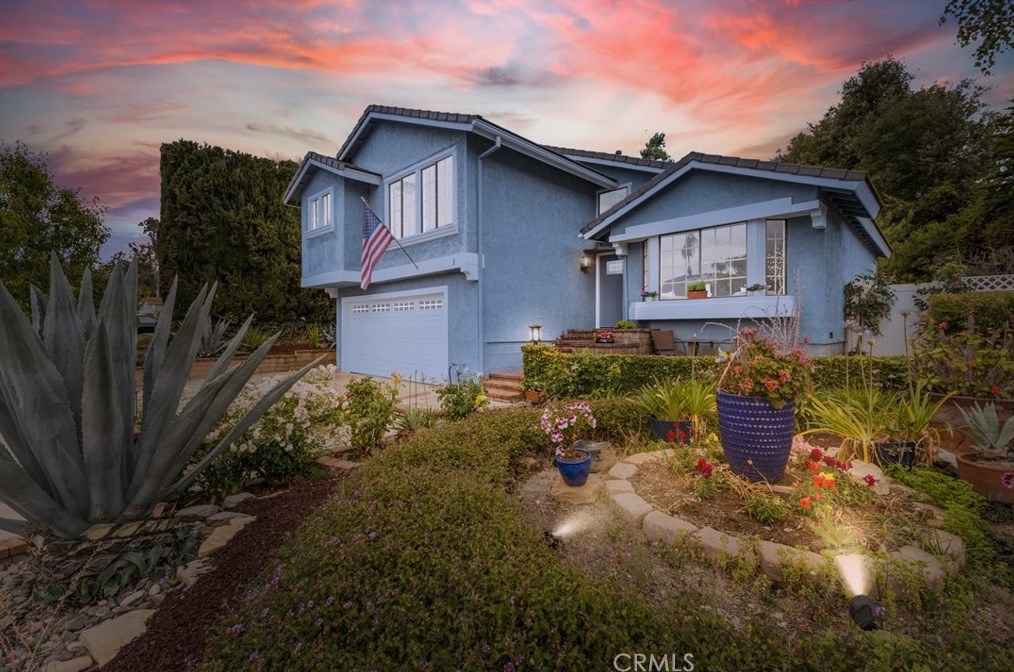 1 Rainbow Ridge Rd, Pomona, CA 91766-4910
