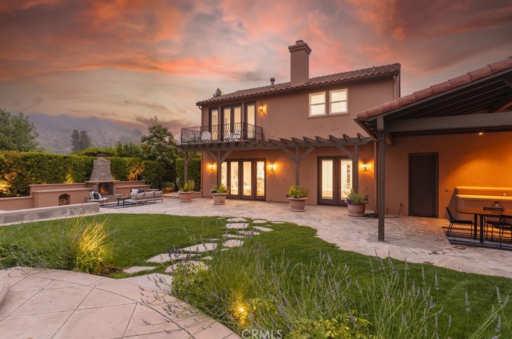 1314 Caitlyn Cir, Thousand Oaks CA 91361-5586 exterior