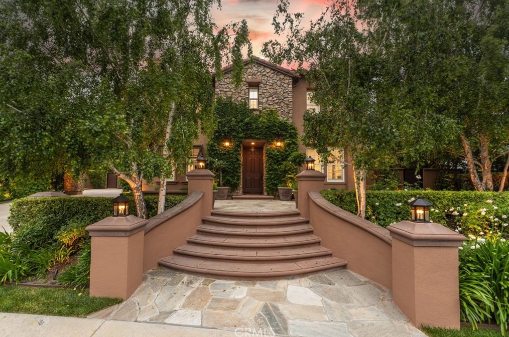 1314 Caitlyn Cir, Thousand Oaks CA 91361-5586 exterior