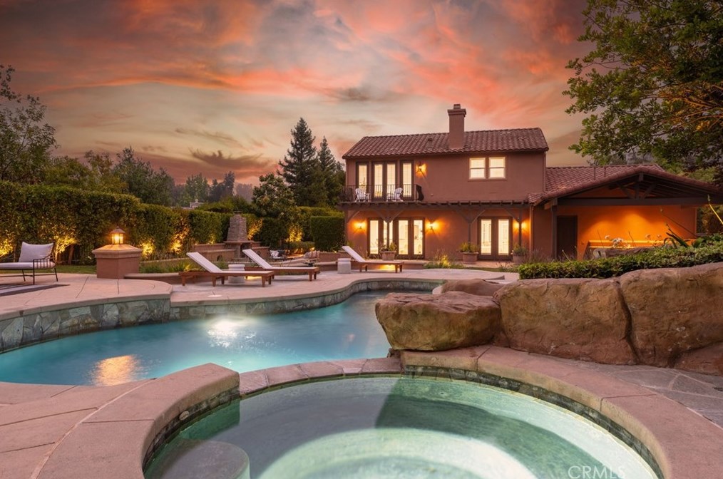 1314 Caitlyn Cir, Thousand Oaks, CA 91361-5586