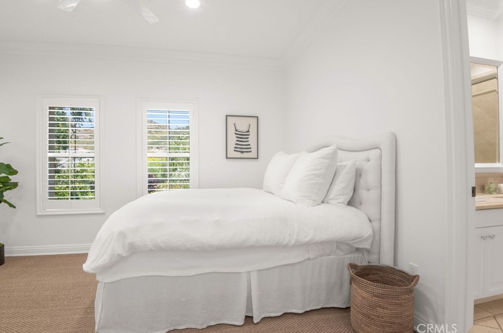 1314 Caitlyn Cir, Thousand Oaks CA 91361-5586 exterior