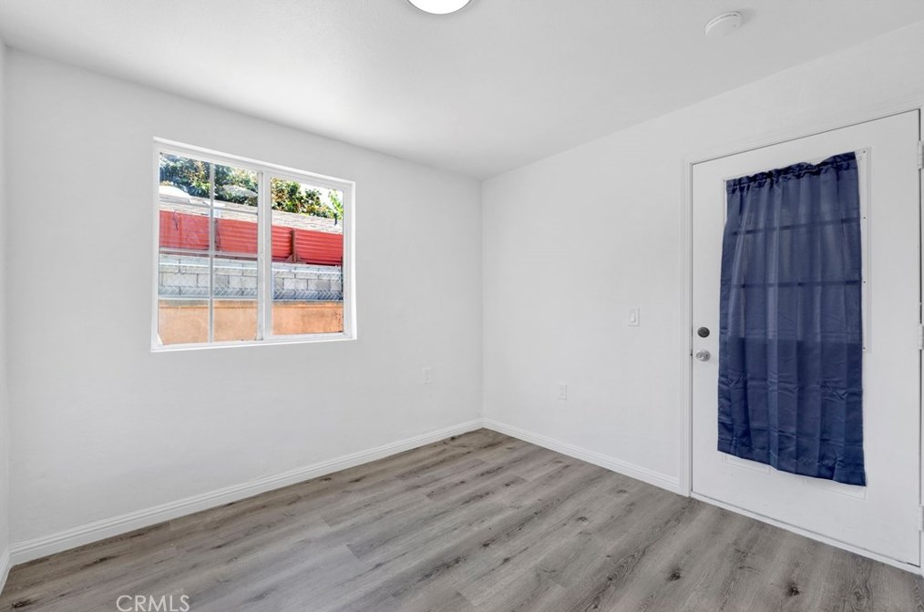 1732 Pacific Coast Hwy, Long Beach CA  90806-5830 exterior