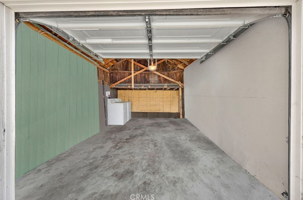 1732 Pacific Coast Hwy, Long Beach CA  90806-5830 exterior