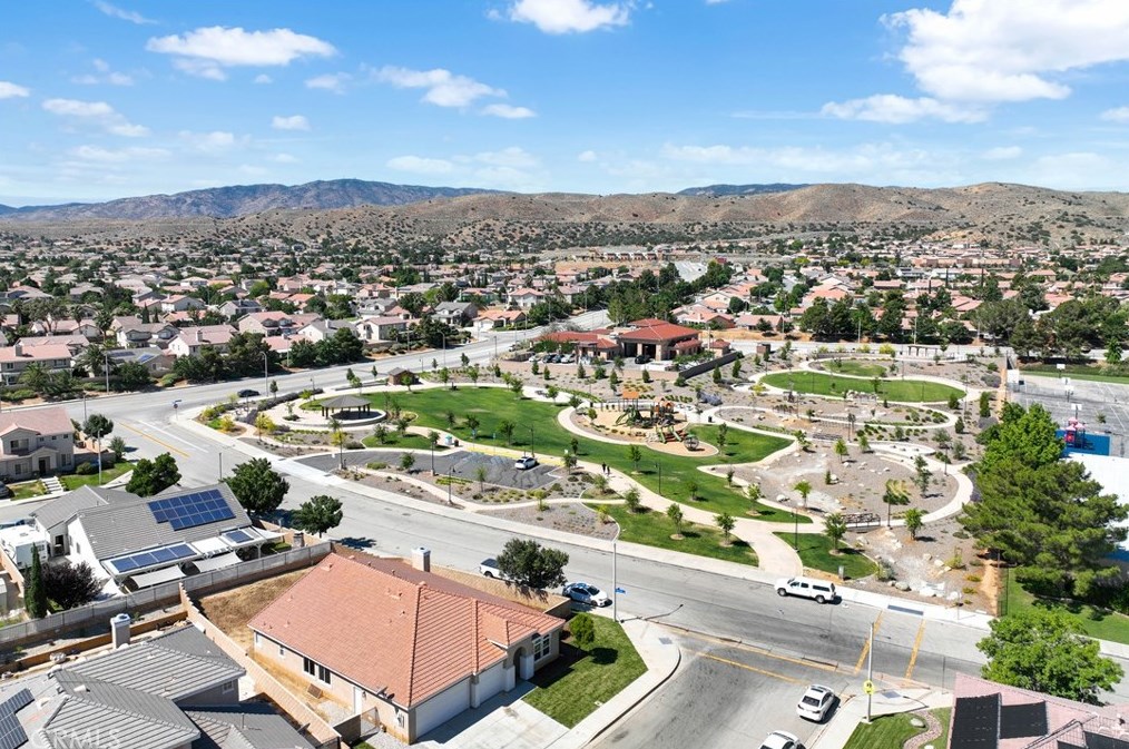 3540 Tamarisk Dr, Palmdale, CA 93551-2588