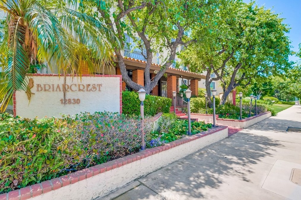 12830 Burbank Blvd #114, North Hollywood, CA 91607