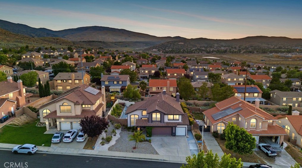 38661 Amberwood Dr, Palmdale, CA 93551-4380