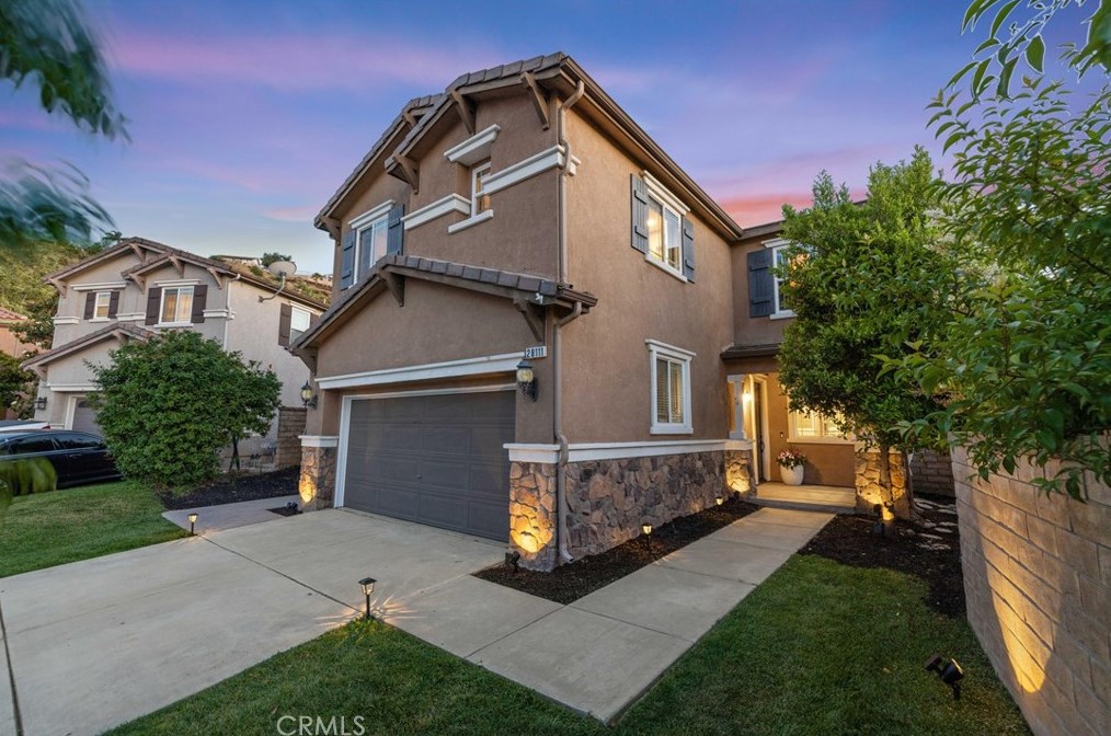 28111 Brett Ct, Santa Clarita, CA 91350-3676