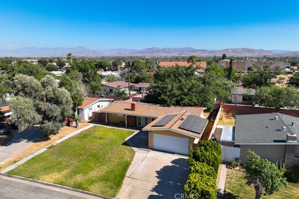 1624 Avenue, Palmdale, CA 93551-2153