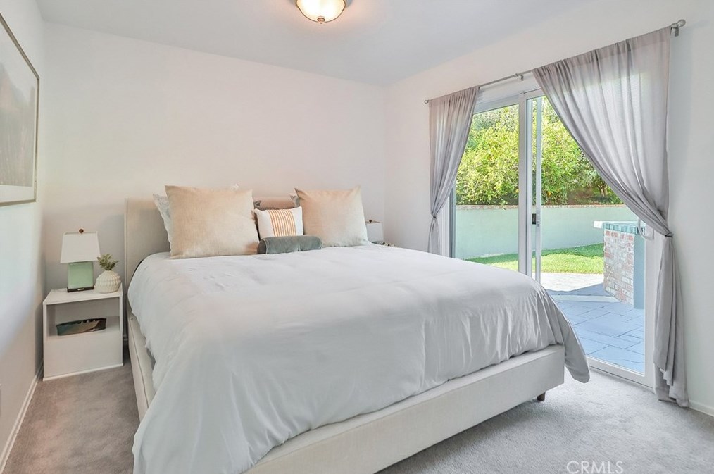 2506 Ciro Ave, Thousand Oaks CA 91360-1601 exterior