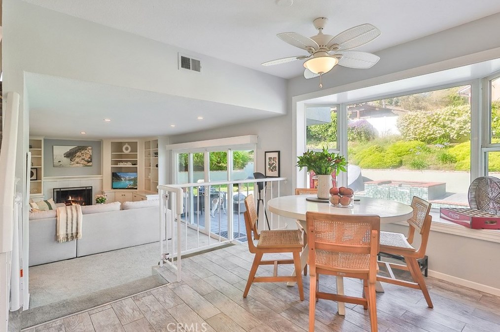 2506 Ciro Ave, Thousand Oaks CA 91360-1601 exterior