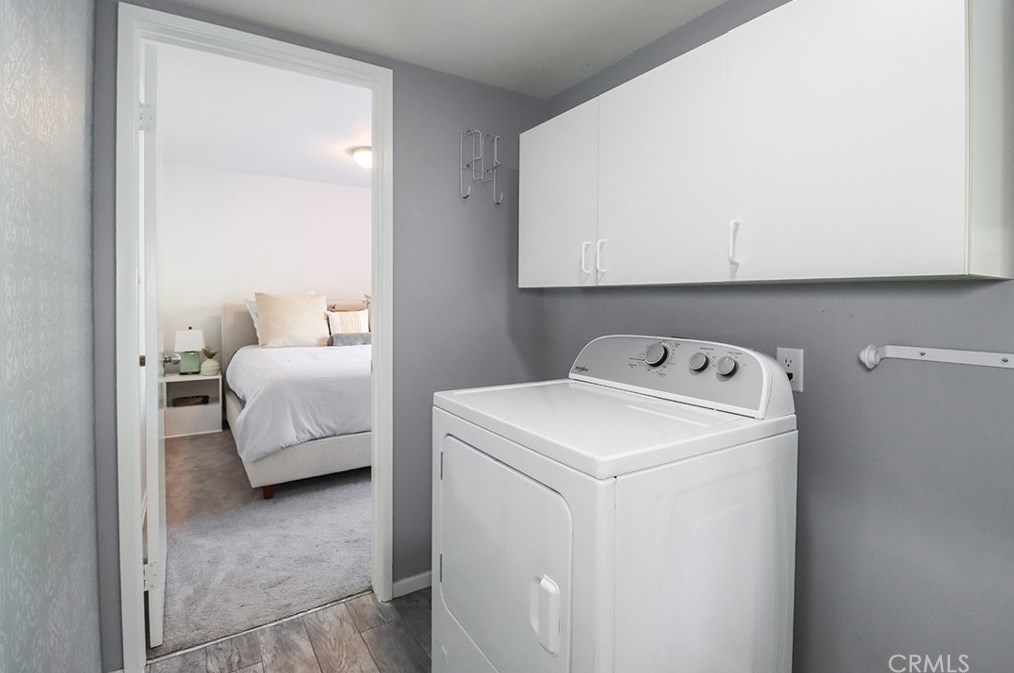 2506 Ciro Ave, Thousand Oaks CA 91360-1601 exterior