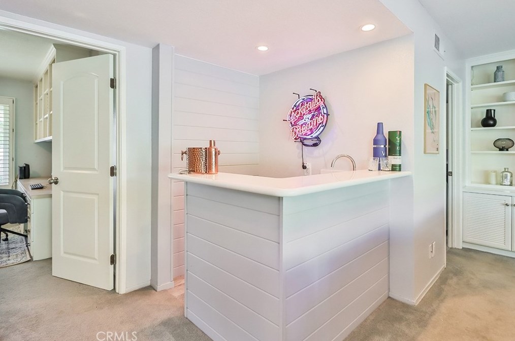 2506 Ciro Ave, Thousand Oaks CA 91360-1601 exterior