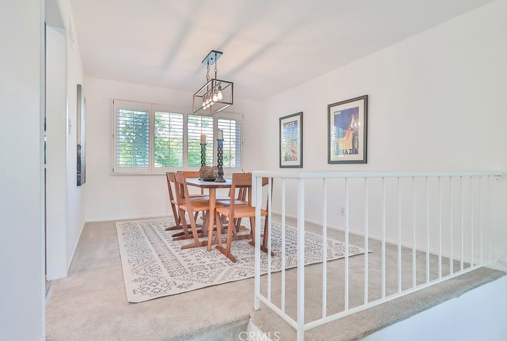 2506 Ciro Ave, Thousand Oaks CA 91360-1601 exterior