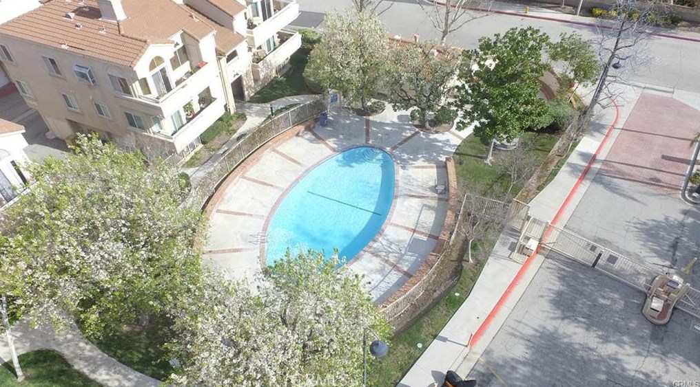 19852 Sandpiper Pl, Santa Clarita, CA 91321-1398