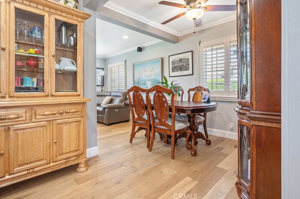 163 Flittner Cir, Thousand Oaks CA  91360-5903 exterior