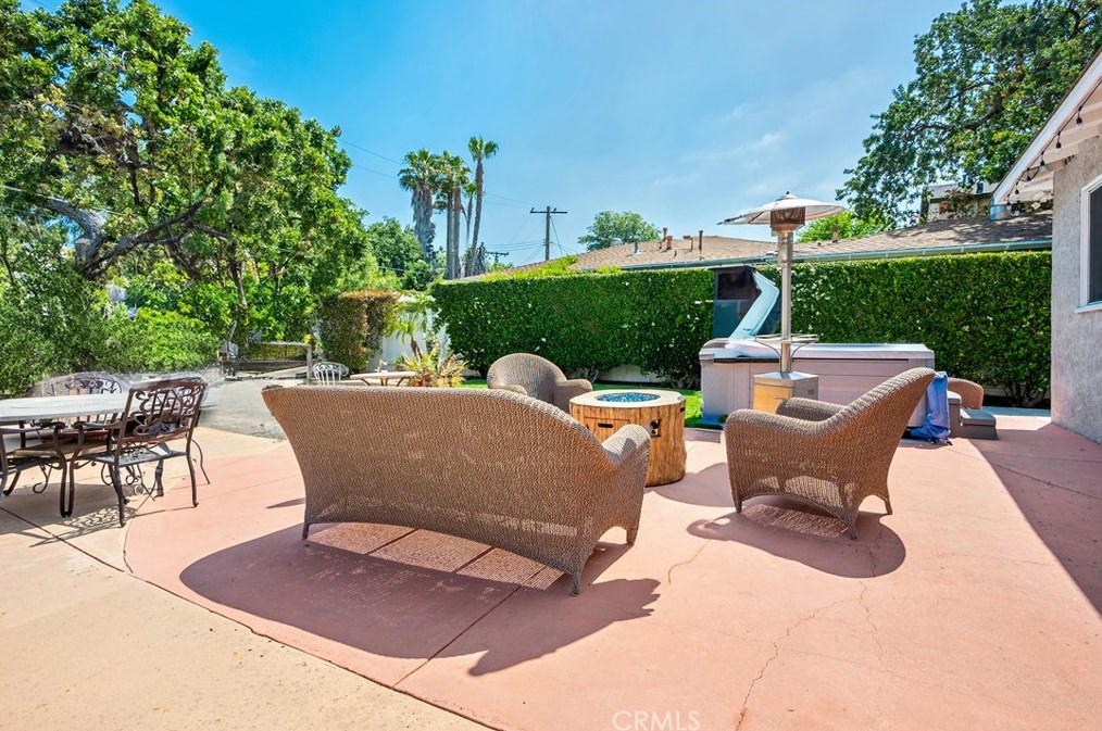 163 Flittner Cir, Thousand Oaks CA  91360-5903 exterior