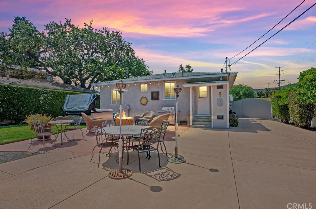 163 Flittner Cir, Thousand Oaks, CA 91360-5903