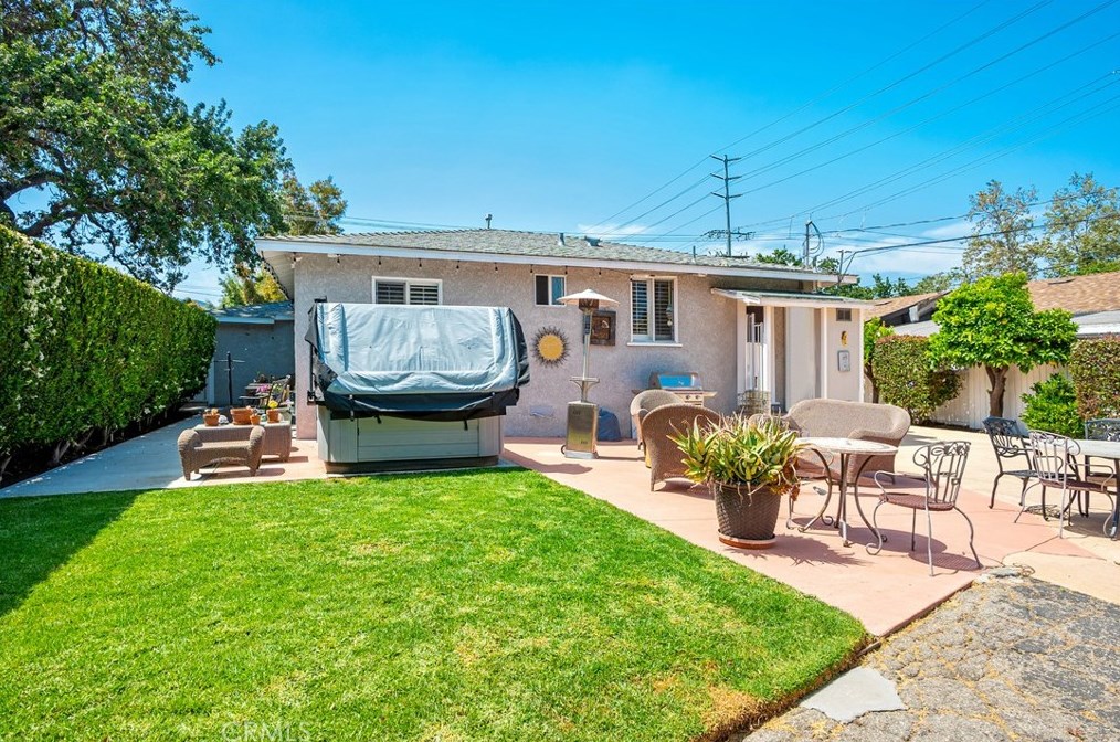 163 Flittner Cir, Thousand Oaks CA  91360-5903 exterior