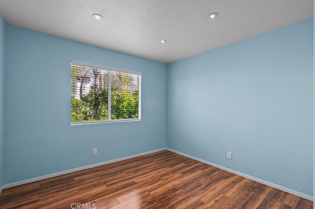 25507 Crockett Ln, Santa Clarita CA  91381-1633 exterior