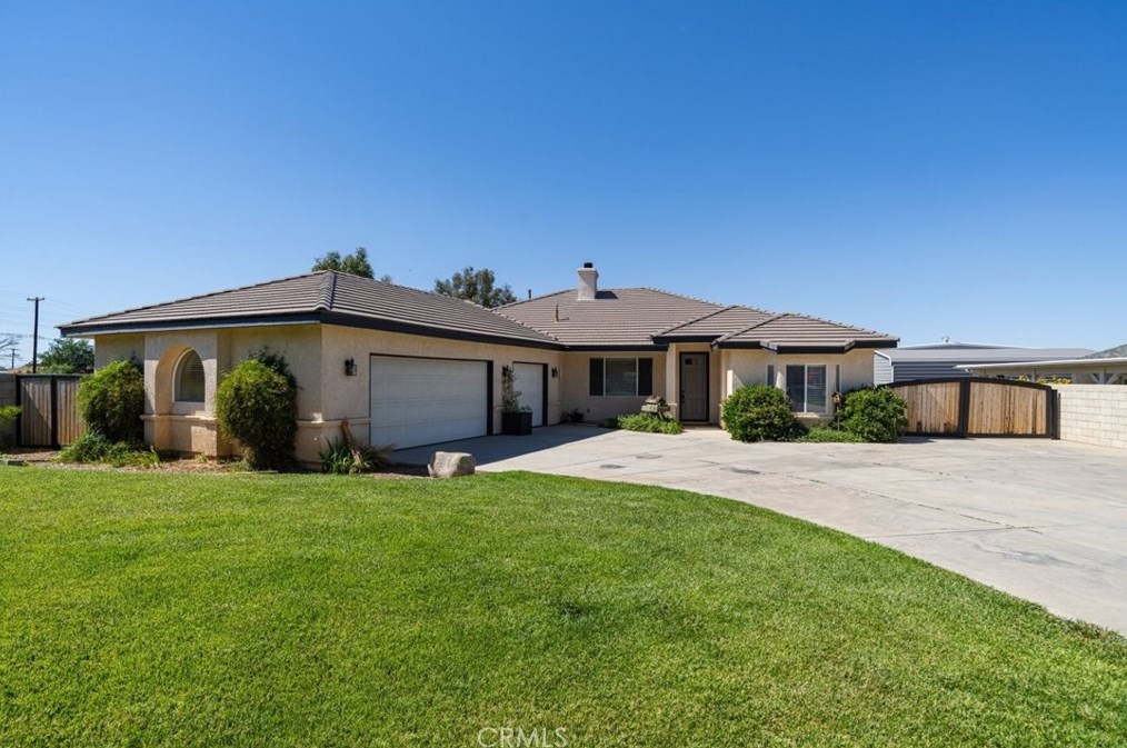 5815 W Ave M 2, Lancaster, CA 93536
