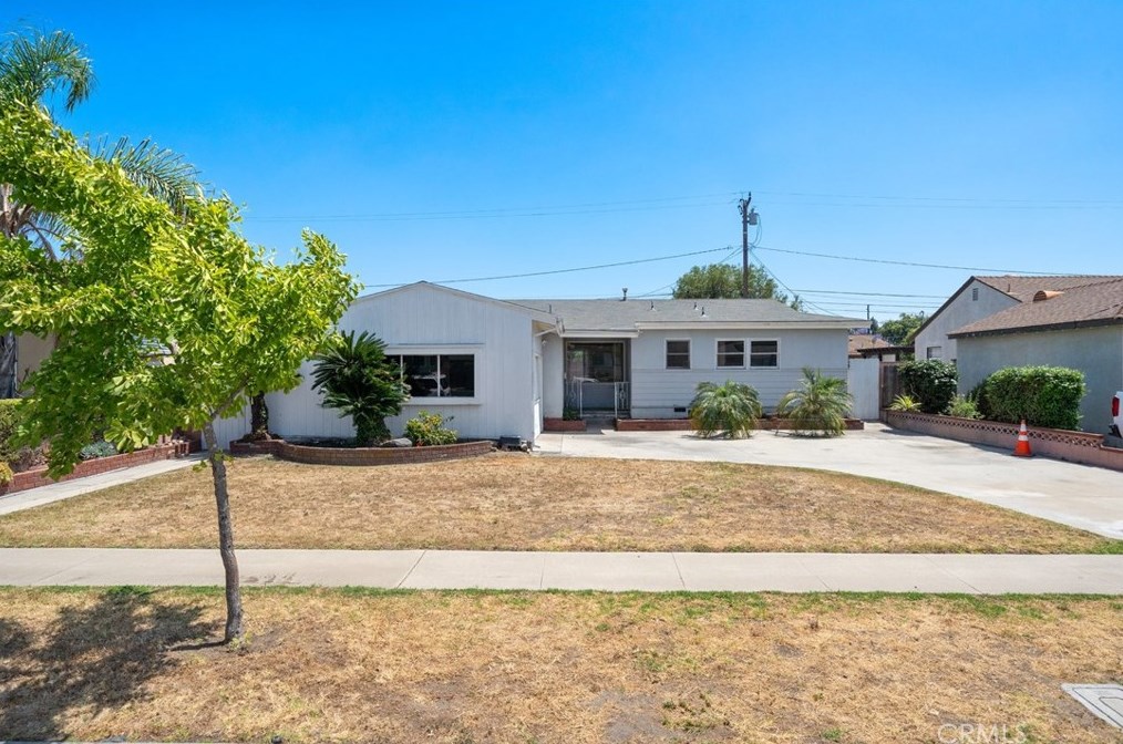 2038 W Hill Ave, Fullerton, CA 92833