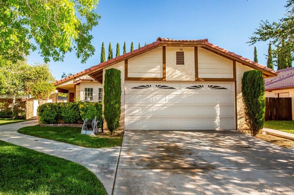 3350 Avenue, Lancaster, CA