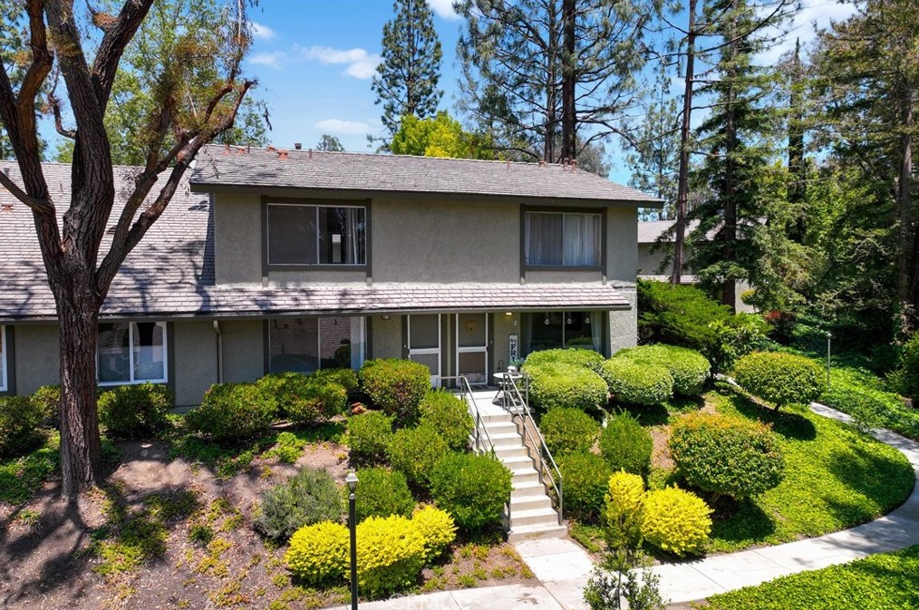 2593 La Paloma Cir, Thousand Oaks, CA 91360