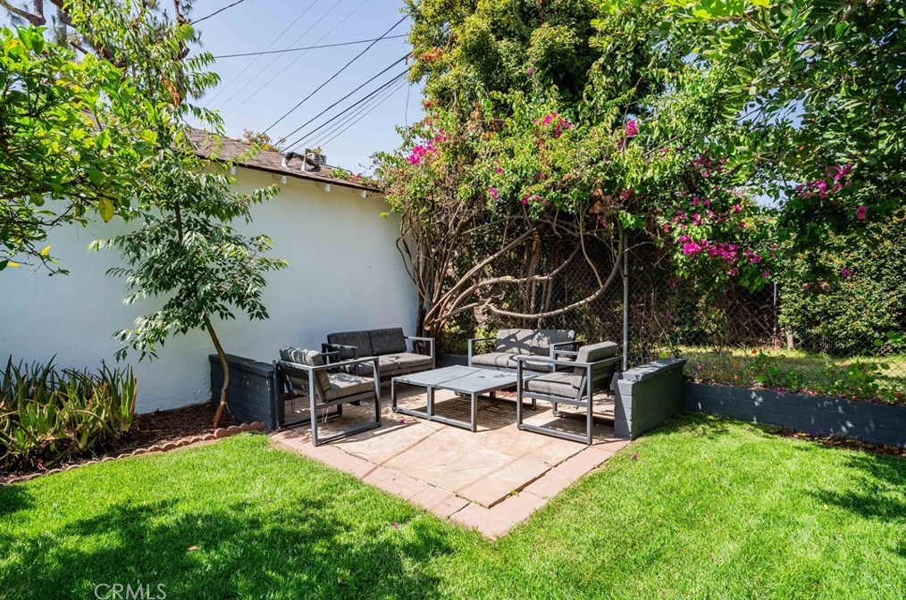 2476 Colby Ave, Los Angeles CA  90064-3004 exterior