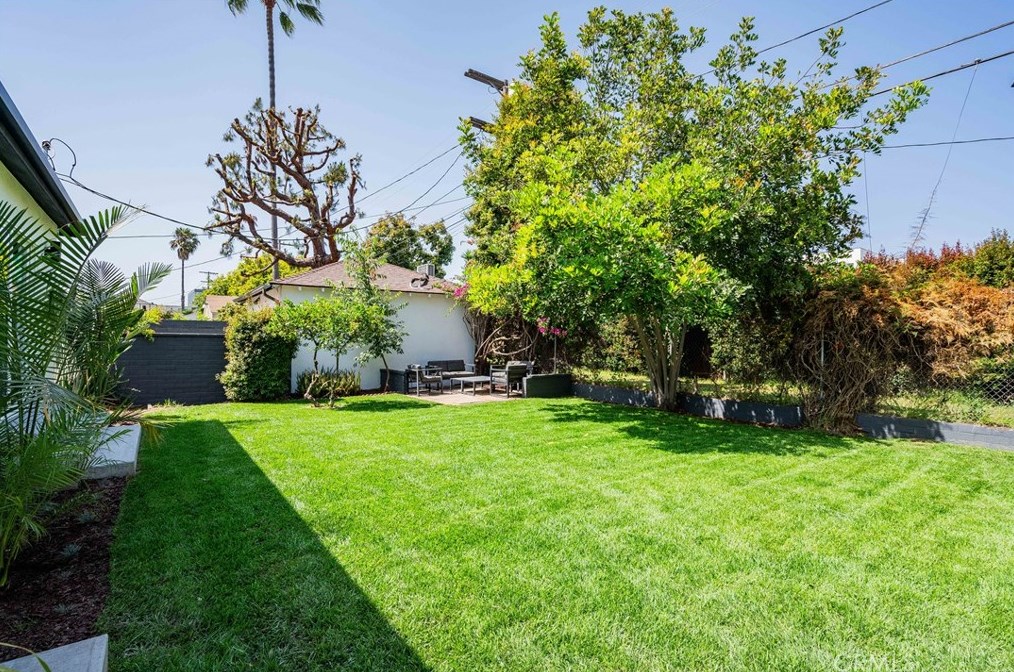 2476 Colby Ave, Los Angeles CA  90064-3004 exterior