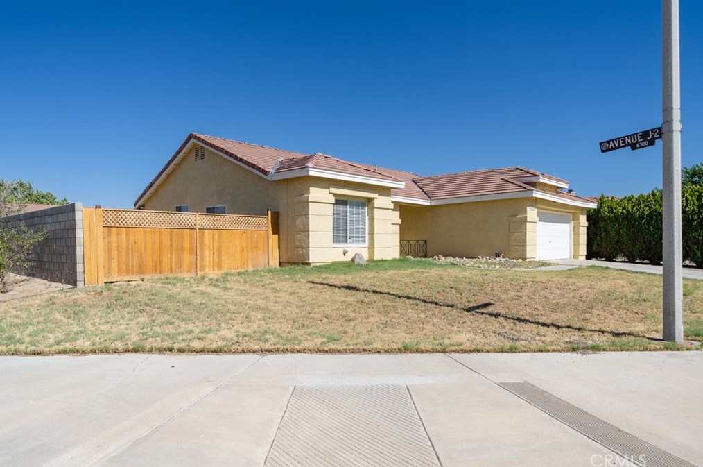 44244 Encanto Way, Lancaster, CA 93536