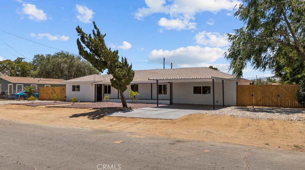 4522 Avenue, Lancaster, CA 93535-7712