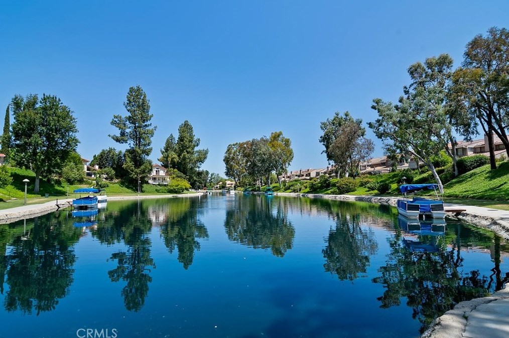 23040 Park Sorrento, Calabasas, CA 91302-1735