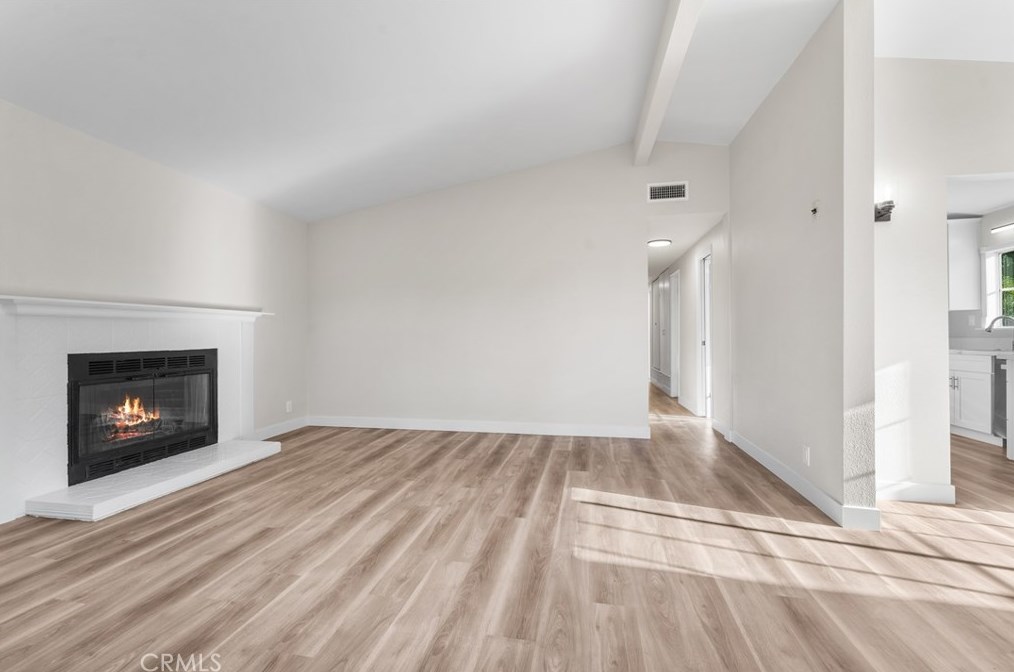 1016 Valiant St, Lancaster, CA 93534