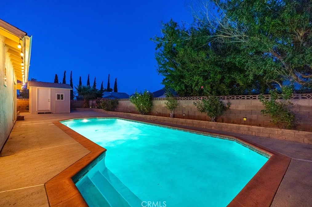 42334 Hickory Glen Ave, Lancaster, CA 93536