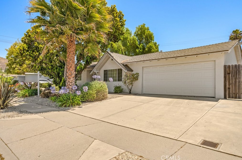 884 Ruth Dr, Thousand Oaks, CA 91320
